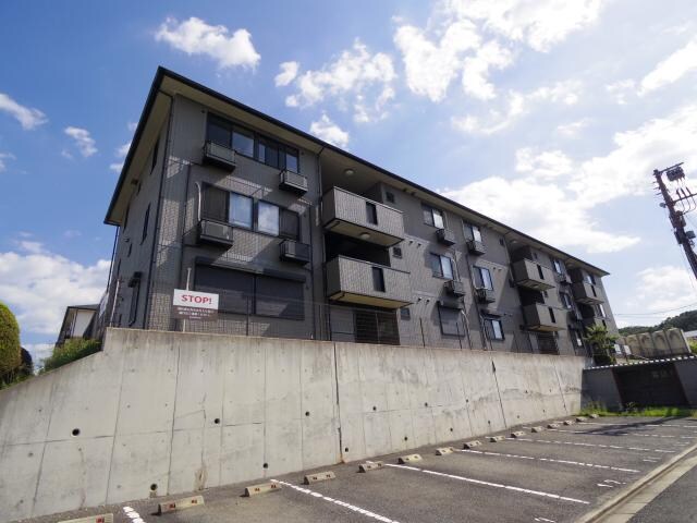  近鉄難波線・奈良線/近鉄奈良駅 バス15分梅美台西下車:停歩8分 1階 築22年