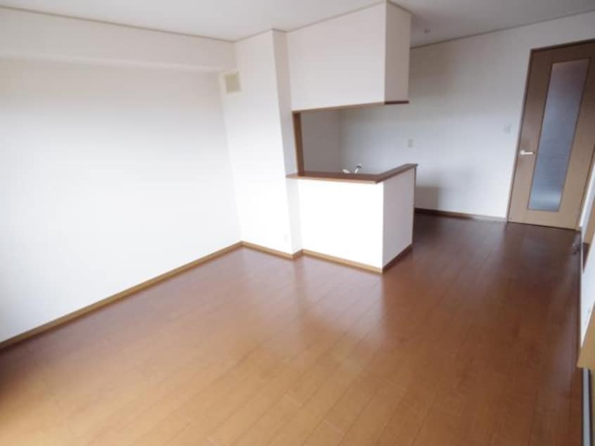  近鉄難波線・奈良線/近鉄奈良駅 バス15分梅美台西下車:停歩8分 3階 築22年