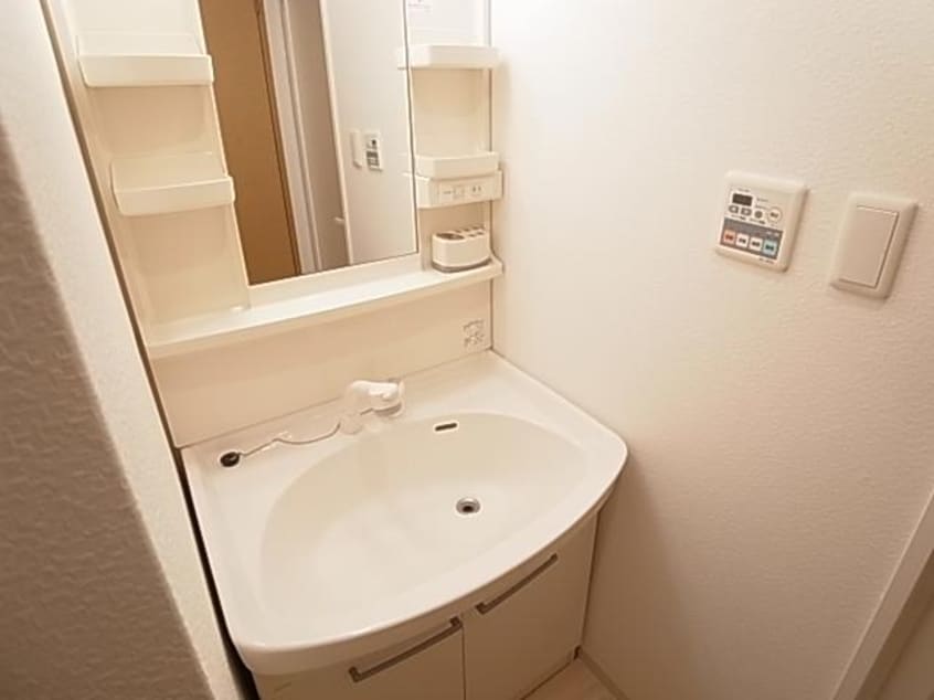  大和路線・関西本線/奈良駅 徒歩2分 4階 築21年