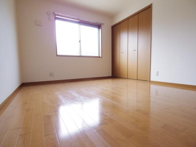  近鉄難波線・奈良線/近鉄奈良駅 バス10分南方町下車:停歩2分 1階 築22年