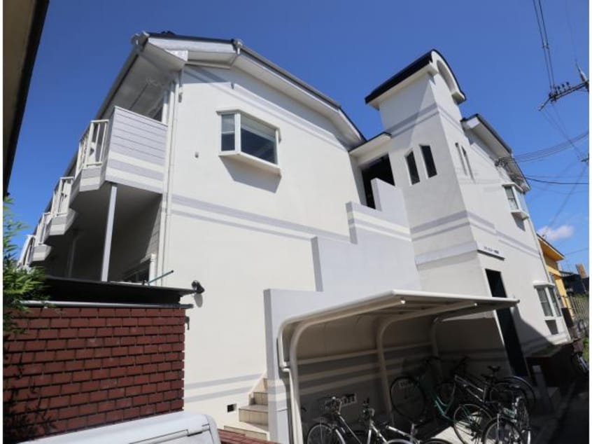  近鉄難波線・奈良線/近鉄奈良駅 バス11分萩ヶ丘下車:停歩7分 2階 築35年