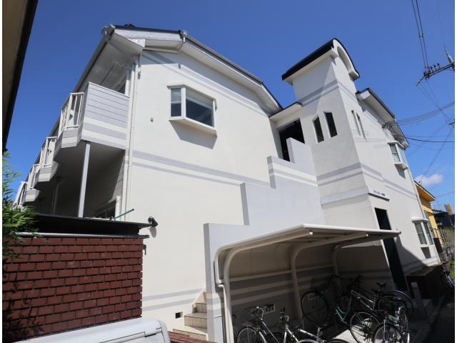  近鉄難波線・奈良線/近鉄奈良駅 バス11分萩ヶ丘下車:停歩7分 2階 築35年