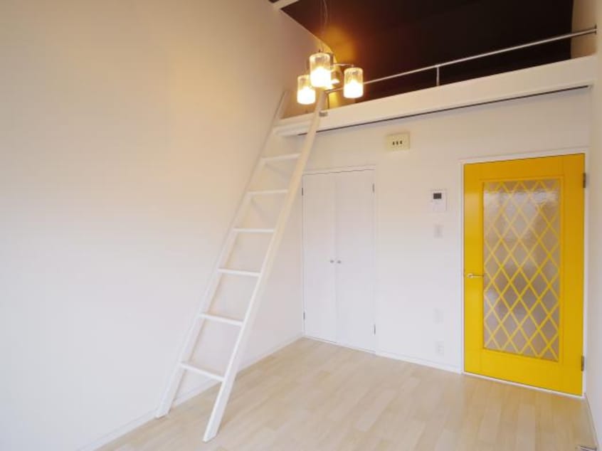  近鉄難波線・奈良線/近鉄奈良駅 バス11分萩ヶ丘下車:停歩7分 2階 築35年