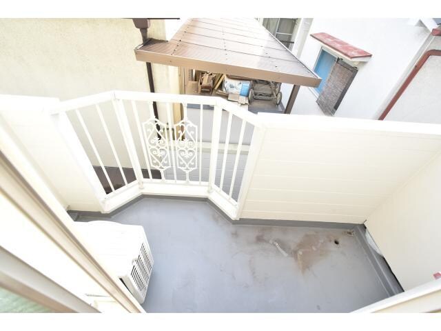  近鉄難波線・奈良線/近鉄奈良駅 バス11分萩ヶ丘下車:停歩7分 2階 築35年