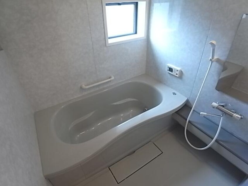  近鉄難波線・奈良線/近鉄奈良駅 バス15分木津南ソレイユ下車:停歩12分 2階 築21年