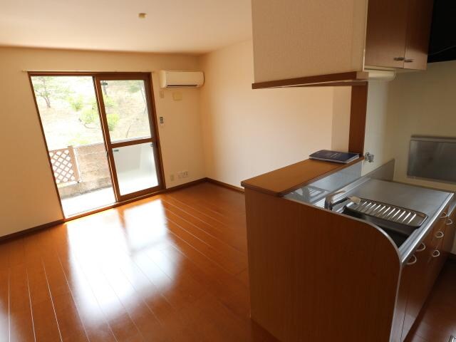  近鉄難波線・奈良線/近鉄奈良駅 バス15分木津南ソレイユ下車:停歩12分 2階 築21年