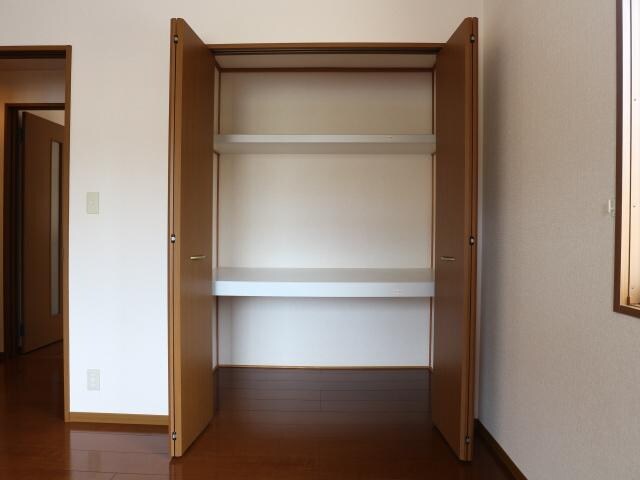  近鉄難波線・奈良線/近鉄奈良駅 バス15分木津南ソレイユ下車:停歩12分 2階 築21年