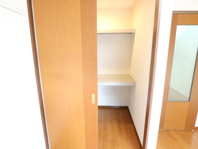  近鉄難波線・奈良線/近鉄奈良駅 徒歩15分 2階 築21年