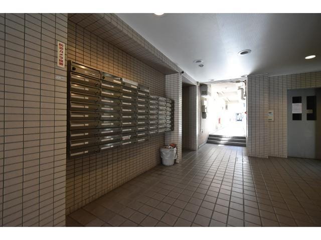  近鉄難波線・奈良線/新大宮駅 徒歩5分 6階 築38年