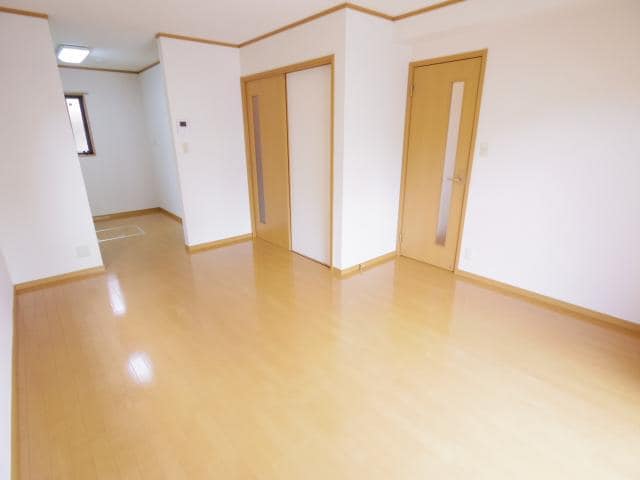  近鉄難波線・奈良線/近鉄奈良駅 バス17分州見台7丁目下車:停歩6分 1階 築19年