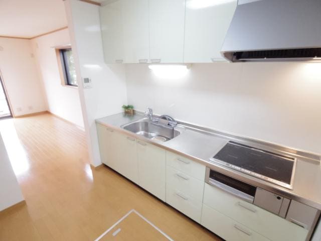  近鉄難波線・奈良線/近鉄奈良駅 バス17分州見台7丁目下車:停歩6分 1階 築19年