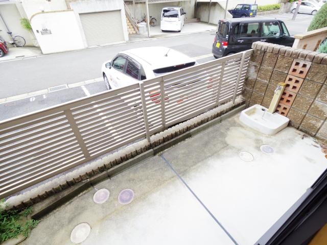  近鉄難波線・奈良線/近鉄奈良駅 バス17分州見台7丁目下車:停歩6分 1階 築19年