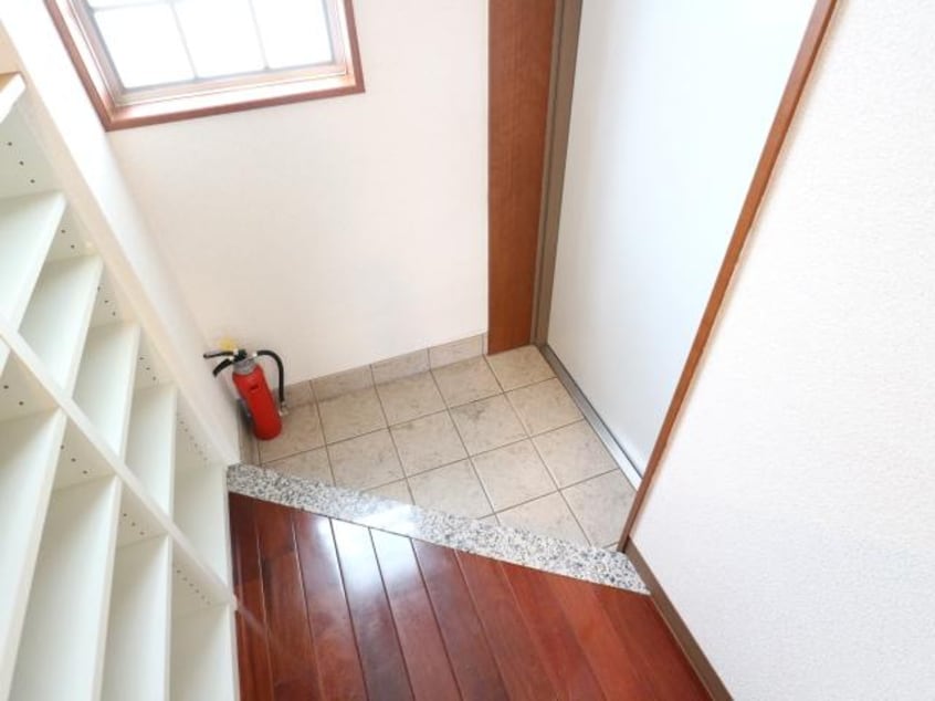  近鉄難波線・奈良線/近鉄奈良駅 徒歩9分 2階 築19年