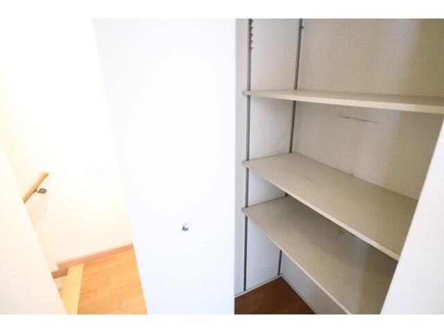  近鉄難波線・奈良線/近鉄奈良駅 バス16分梅美台3丁目下車:停歩3分 2階 築19年