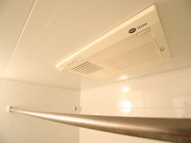  近鉄難波線・奈良線/近鉄奈良駅 バス23分西九条町下車:停歩1分 3階 築18年