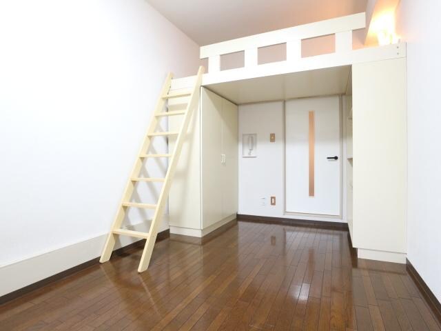  近鉄難波線・奈良線/近鉄奈良駅 バス15分南方町下車:停歩5分 2階 築35年