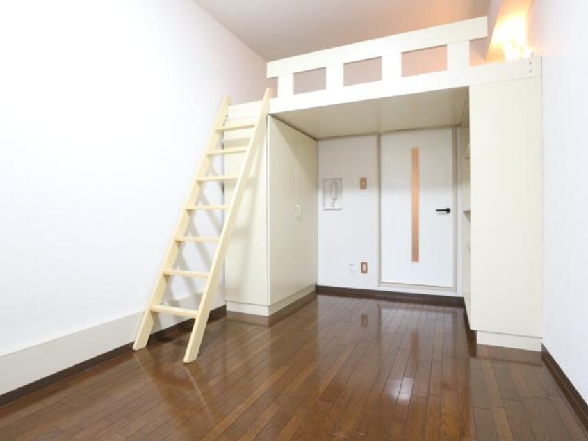  近鉄難波線・奈良線/近鉄奈良駅 バス15分南方町下車:停歩5分 2階 築35年