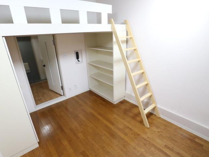  近鉄難波線・奈良線/近鉄奈良駅 バス15分南方町下車:停歩5分 3階 築35年