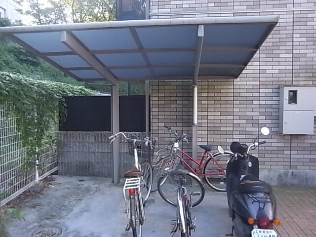  近鉄難波線・奈良線/近鉄奈良駅 徒歩13分 1階 築18年