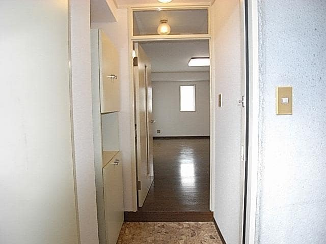  近鉄難波線・奈良線/新大宮駅 徒歩12分 1階 築37年