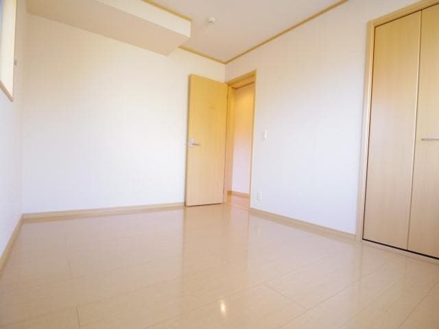  近鉄難波線・奈良線/新大宮駅 徒歩17分 1階 築18年