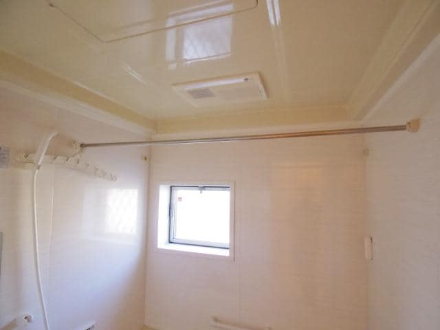  近鉄難波線・奈良線/新大宮駅 徒歩17分 1階 築18年