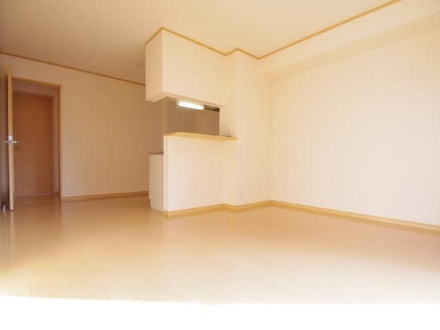  近鉄難波線・奈良線/新大宮駅 徒歩17分 1階 築18年