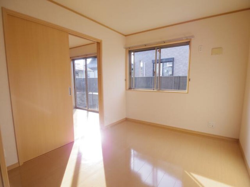  近鉄難波線・奈良線/新大宮駅 徒歩17分 1階 築18年