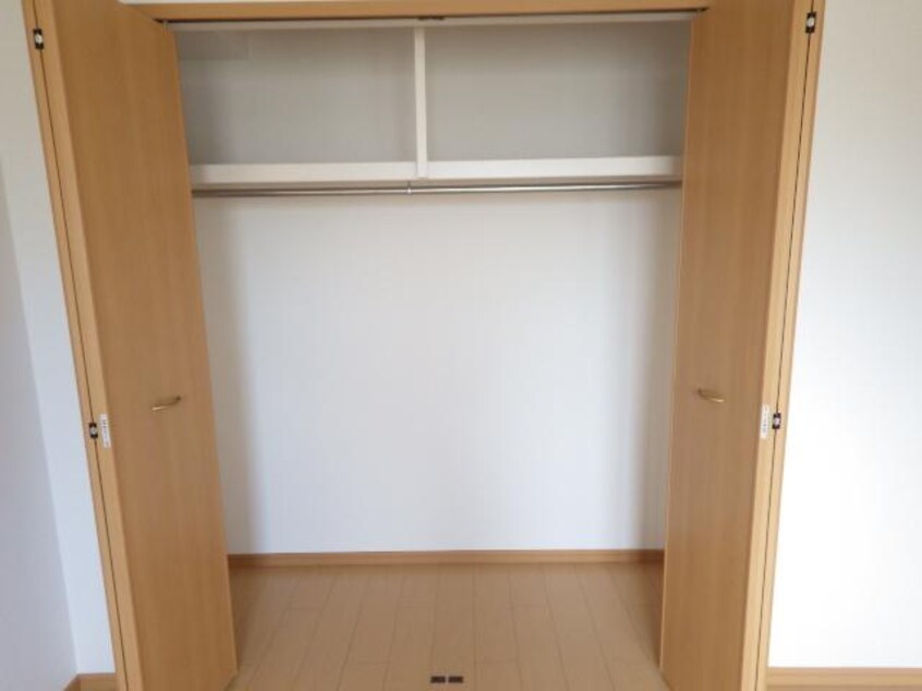  近鉄難波線・奈良線/近鉄奈良駅 バス13分梅美台2丁目下車:停歩5分 2階 築17年