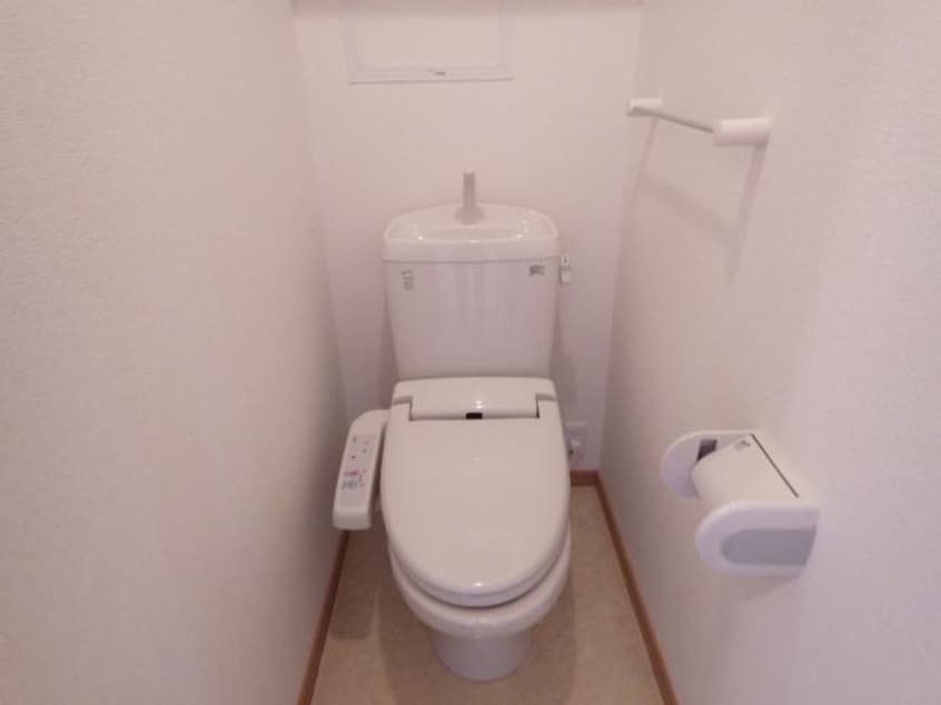  近鉄難波線・奈良線/近鉄奈良駅 バス13分梅美台2丁目下車:停歩5分 2階 築17年