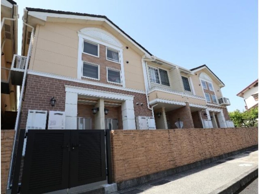  近鉄難波線・奈良線/新大宮駅 徒歩17分 2階 築17年