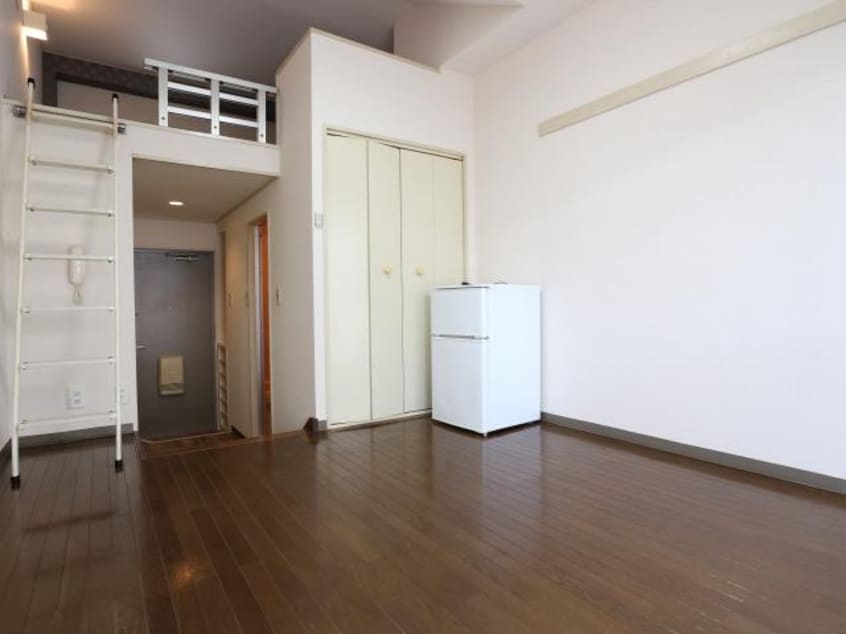  近鉄難波線・奈良線/近鉄奈良駅 バス10分南方下車:停歩5分 1階 築35年