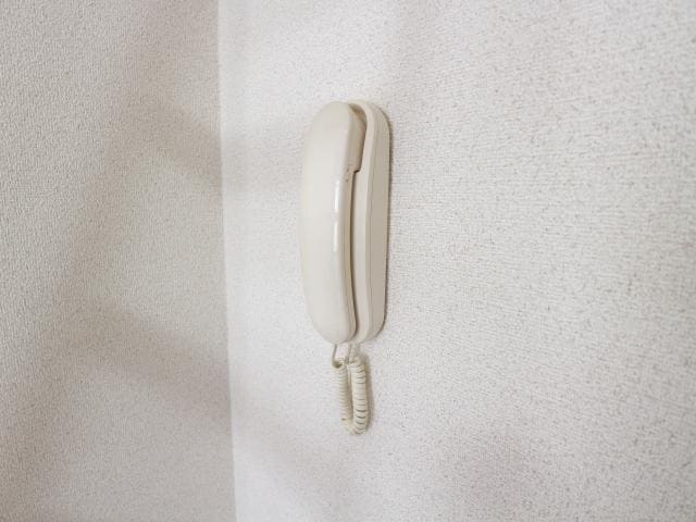  近鉄難波線・奈良線/近鉄奈良駅 バス10分南方下車:停歩5分 1階 築35年