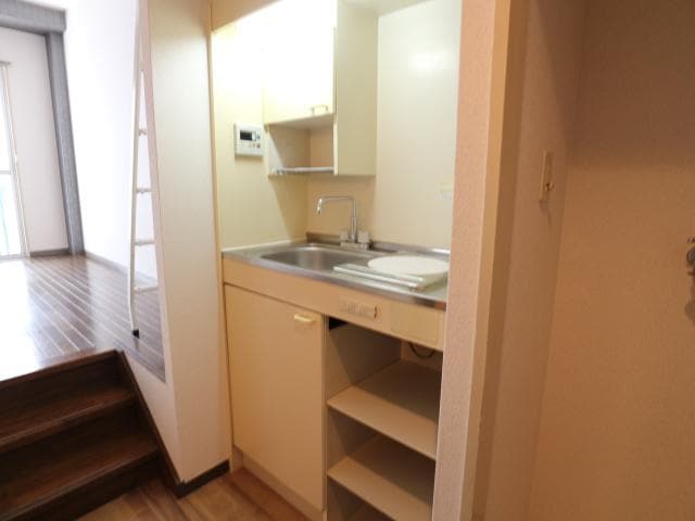  近鉄難波線・奈良線/近鉄奈良駅 バス10分南方下車:停歩5分 1階 築35年