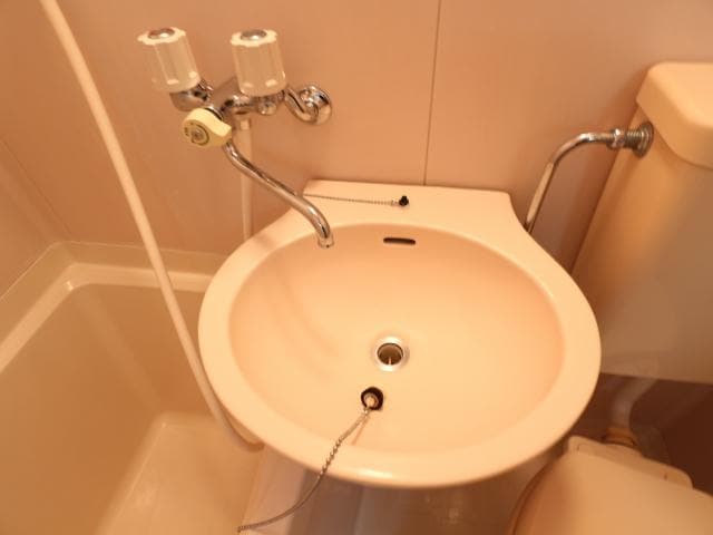  近鉄難波線・奈良線/近鉄奈良駅 バス10分南方下車:停歩5分 1階 築35年