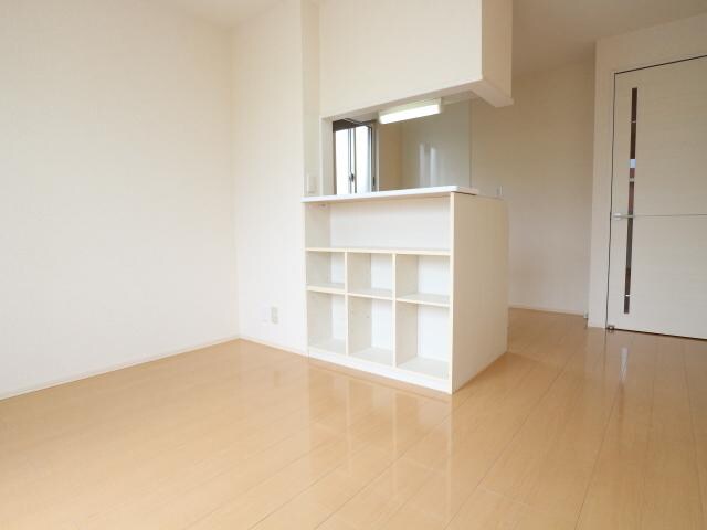  近鉄難波線・奈良線/新大宮駅 徒歩14分 1階 築17年