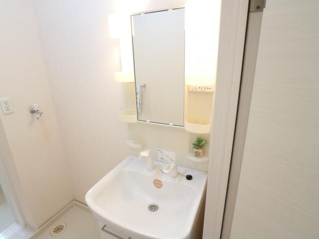  近鉄難波線・奈良線/新大宮駅 徒歩14分 1階 築17年