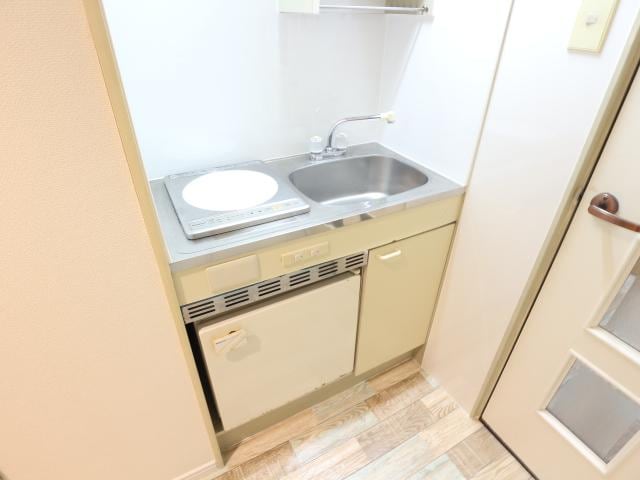  近鉄難波線・奈良線/近鉄奈良駅 バス11分萩ヶ丘町下車:停歩2分 1階 築36年