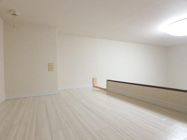  近鉄難波線・奈良線/近鉄奈良駅 バス11分萩ヶ丘町下車:停歩2分 1階 築36年