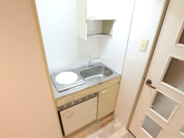  近鉄難波線・奈良線/近鉄奈良駅 バス11分萩ヶ丘町下車:停歩2分 1階 築36年