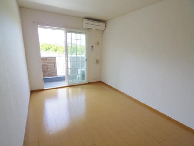  近鉄難波線・奈良線/新大宮駅 徒歩14分 1階 築17年