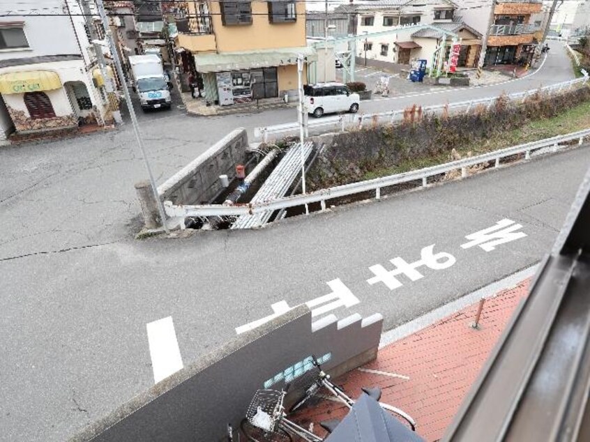  近鉄難波線・奈良線/近鉄奈良駅 バス8分南京終町下車:停歩7分 2階 築39年