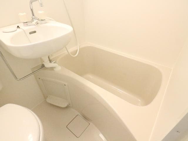  近鉄難波線・奈良線/新大宮駅 徒歩4分 8階 築36年