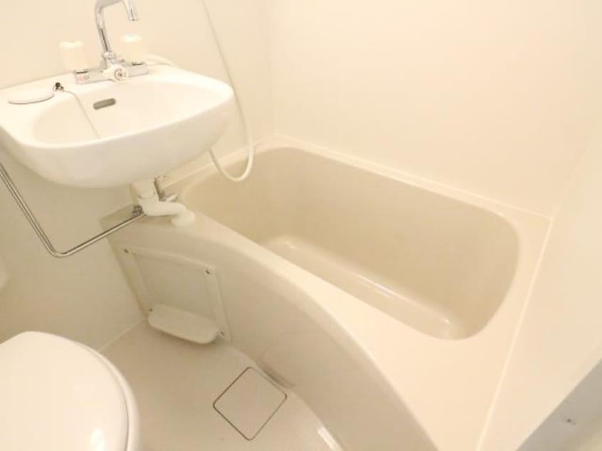  近鉄難波線・奈良線/新大宮駅 徒歩4分 8階 築36年