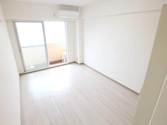  近鉄難波線・奈良線/新大宮駅 徒歩4分 8階 築36年