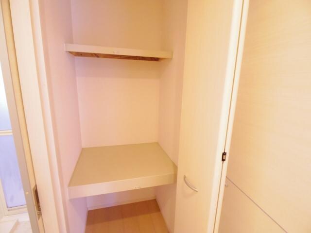  近鉄難波線・奈良線/新大宮駅 徒歩8分 1階 築16年