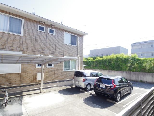  近鉄難波線・奈良線/新大宮駅 徒歩8分 1階 築16年