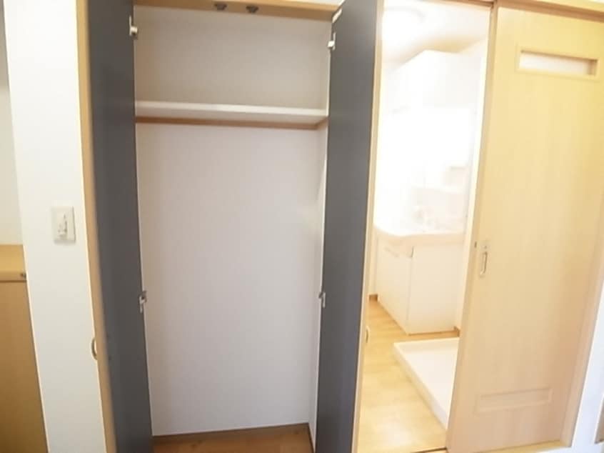  近鉄難波線・奈良線/近鉄奈良駅 バス12分宮ノ森西口下車:停歩5分 2階 築21年