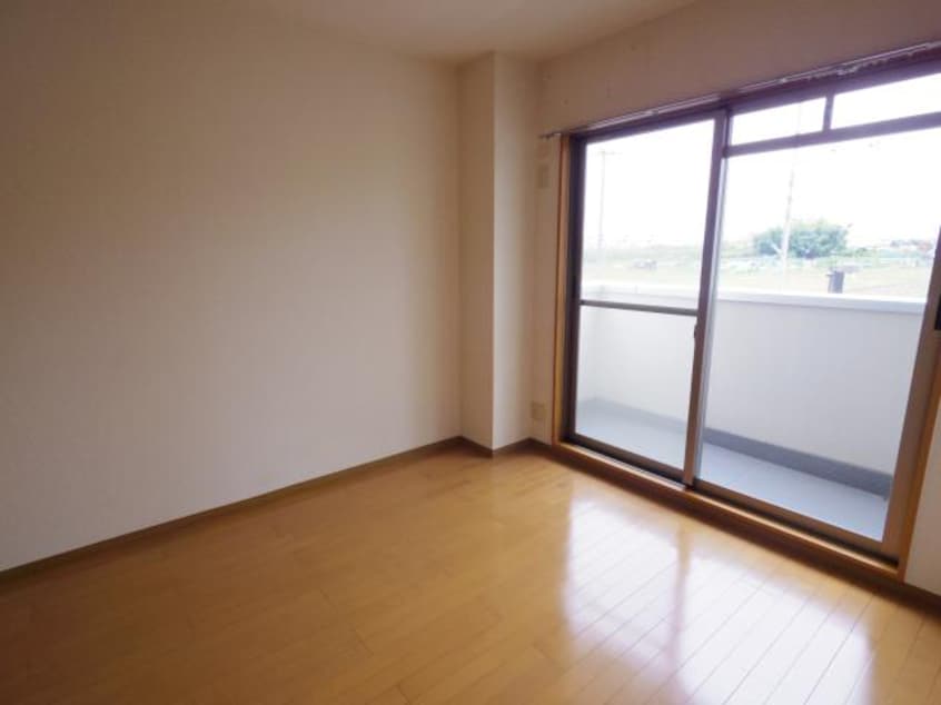  近鉄難波線・奈良線/近鉄奈良駅 バス12分宮ノ森西口下車:停歩5分 2階 築21年