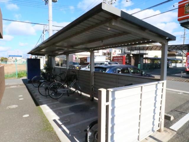  近鉄難波線・奈良線/近鉄奈良駅 バス10分八軒町下車:停歩9分 3階 築17年